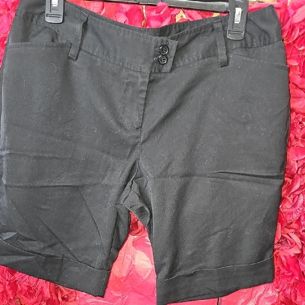 Mandee Women's Classic Black Women's Shorts Size 11